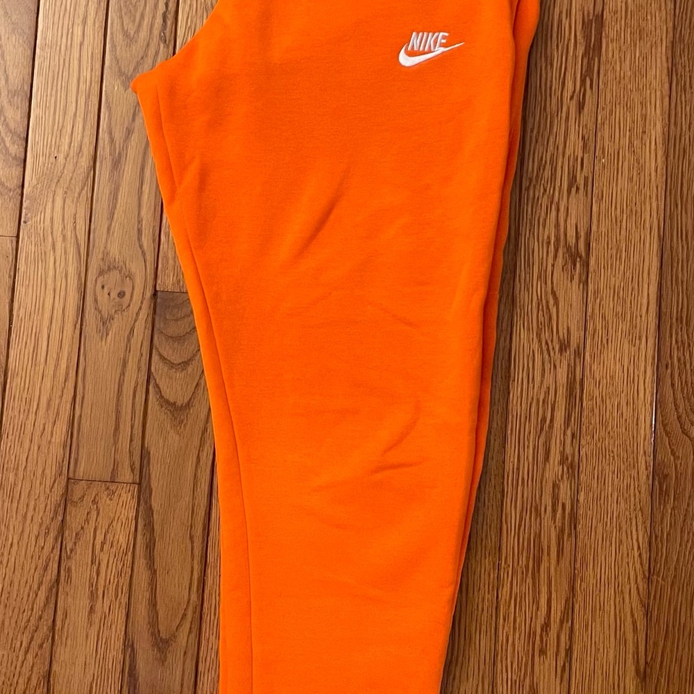 Nike Men’s Sportswear Orange Wear